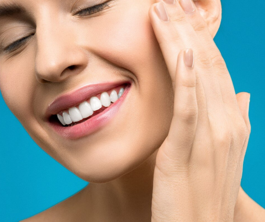 BLANQUEAMIENTO DENTAL ESTETICO